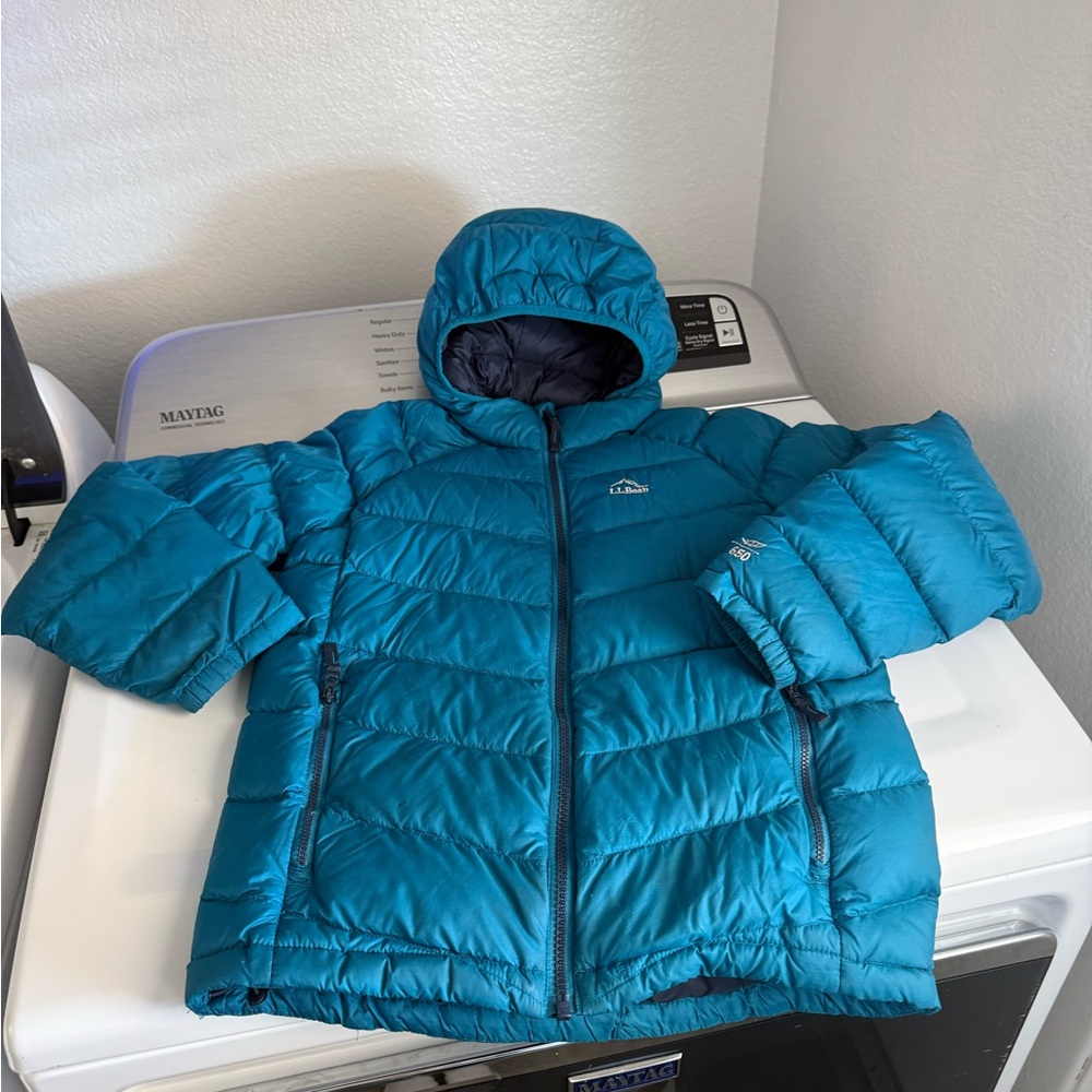 L.L. Bean ultralight 650 down jacket teal kids M
